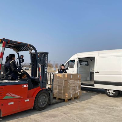 73.6kWh Electric Mini Cargo Van 110km/H Electric Freezer Van 288km Max Range