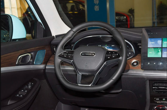 รถยนต์ EV รถเล็ก Skyworth EV6 FF เลย์เอาต์ไดรฟ์ 5 ที่นั่ง รถ SUV 150 กม./ชม.