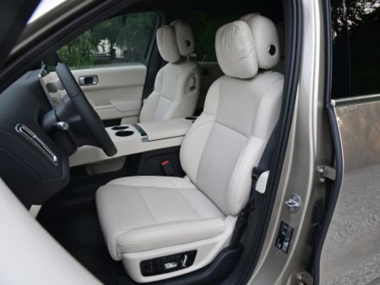 42.8kWh แบตเตอรี่ 6 ที่นั่ง SUV ไฟฟ้า