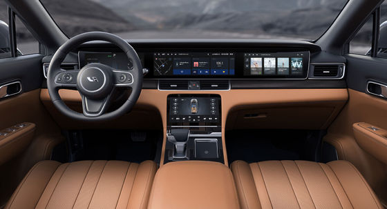 220 กม. / ชม. Plug In Hybrid SUV ระยะทาง 700Km รถยนต์ไฟฟ้าสี่หน้าจอหกที่นั่ง