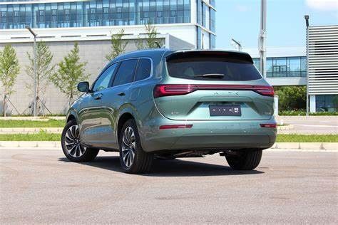 รถยนต์ไฟฟ้าขนาดใหญ่ 1.5 ตัน เบนซิน ไฟฟ้า ไฮบริด 200 กม./ชม. HUAWEI AITO M7 SUV