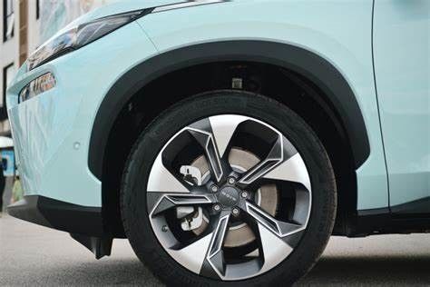 รถยนต์ไฟฟ้า AION V มือซ้ายระยะทาง 500 กม. รถ SUV 5 ที่นั่งสำหรับผู้ใหญ่วัยรุ่น