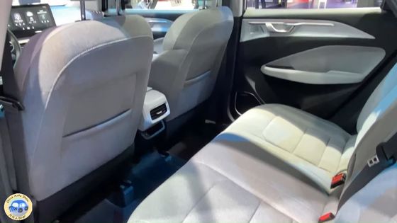 Geometry C รถยนต์ไฟฟ้าขนาดกะทัดรัด EV ระยะ 550 กม. ขับเคลื่อนล้อหน้า 150 กม./ชม