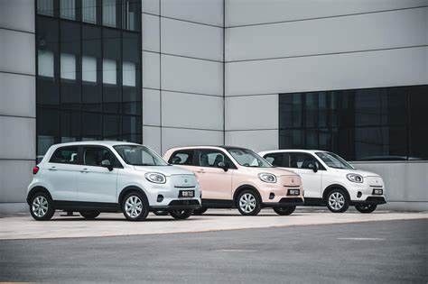 รถเอสยูวีไฟฟ้าขนาดเล็ก 100 กม./ชม. Leapmotor T03 CLTC 403 กม. EV รถเอสยูวี