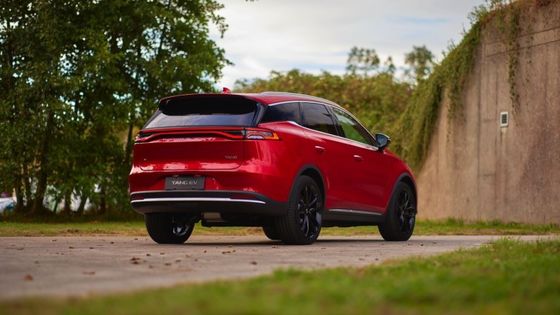 รถยนต์ไฟฟ้าสมรรถนะสูง 635 กม