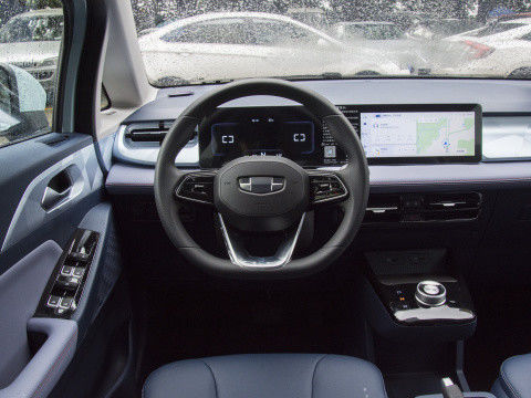 รถยนต์ไฟฟ้าขนาดเล็กที่เป็นมิตรกับสิ่งแวดล้อม SUV Geely Geometry E 320km 401km 5 ประตู 5 ที่นั่ง