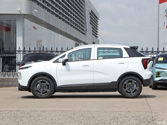 รถยนต์ไฟฟ้าขนาดเล็กที่เป็นมิตรกับสิ่งแวดล้อม SUV Geely Geometry E 320km 401km 5 ประตู 5 ที่นั่ง