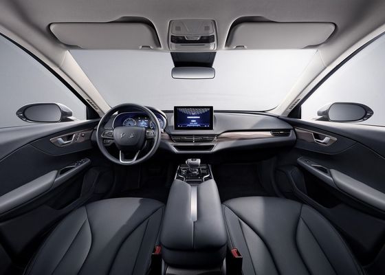 431km รถยนต์ไฟฟ้า Sedan ความเร็วสูง Hongqi E QM5 PLUS ความเร็วสูงสุด 160km / H