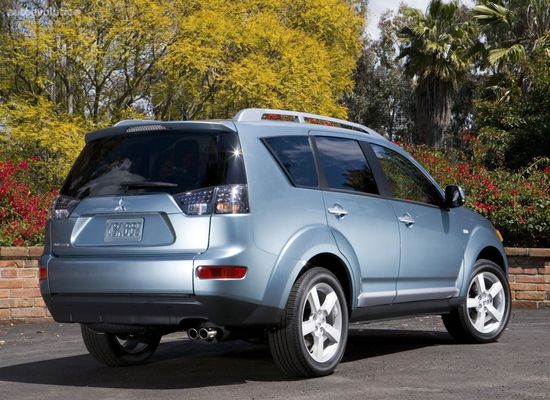 Mitsubishi Airtrek Small SUV EV Electric Car 175 กม./ชม. ระยะทาง 500 กม. สำหรับผู้ใหญ่
