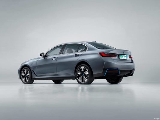 รถยนต์ EV ระยะไกล 180 กม. / ชม. รถยนต์ไฟฟ้า BMW I3 ความเร็วสูง 526 กม. 4 ประตู 5 ที่นั่ง