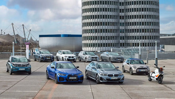 รถยนต์ EV ระยะไกล 180 กม. / ชม. รถยนต์ไฟฟ้า BMW I3 ความเร็วสูง 526 กม. 4 ประตู 5 ที่นั่ง