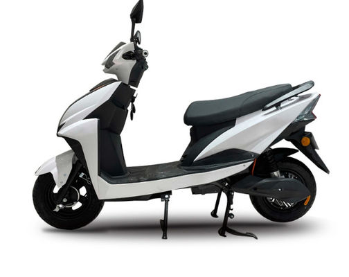 45 กม. / ชม. รถยนต์เพื่อการพาณิชย์ไฟฟ้า 60V 20Ah แบตเตอรี่ตะกั่วกรด รถจักรยานยนต์ รถยนต์