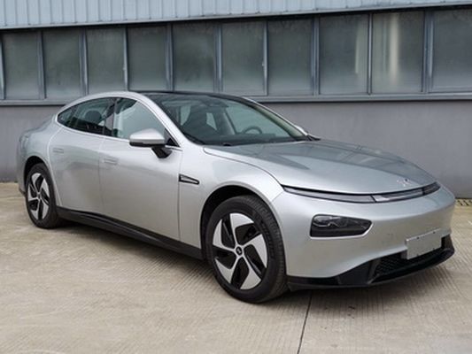 Xiaopeng P7 รถยนต์ไฟฟ้า 4 ล้อ 480 กม. รถผู้ใหญ่ไฟฟ้า CCC รับรอง