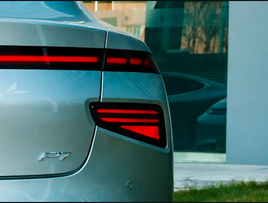 Xiaopeng P7 รถยนต์ไฟฟ้า 4 ล้อ 480 กม. รถผู้ใหญ่ไฟฟ้า CCC รับรอง