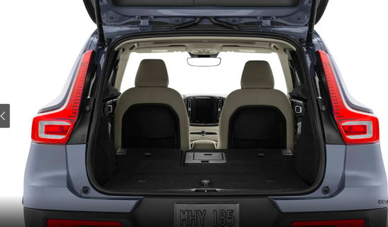 Volvo XC40 รถยนต์ไฟฟ้าบริสุทธิ์ รถยนต์ไฟฟ้าหรูหราขนาดกะทัดรัดความเร็วสูง 160 กม./ชม