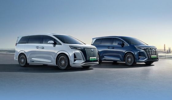 Denza D9 รถ MPV EV แบตเตอรี่ลิเธียมเหล็ก 571nm 4WD รถ SUV ไฟฟ้า 180 กม./ชม.