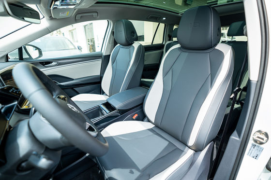 รถ EV ระยะไกล 601 กม. Volkswagen Id. 6 Crozz Pure+ รถเอสยูวีไฟฟ้า 7 ที่นั่ง