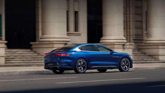 รถยนต์พลังงานใหม่ BYD ความเร็วสูง