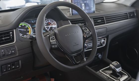 Dongfeng Forthing รถยนต์ไฟฟ้าบริสุทธิ์ PHEV รถครอบครัวพลังงานใหม่ EV 150 กม./ชม