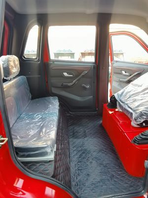 รถจักรยานยนต์สามล้อประจําตัว ปิดด้วยน้ํามันเบนซิน มีหลายสี ความเร็วสูงสุด 70 กม./ชม.