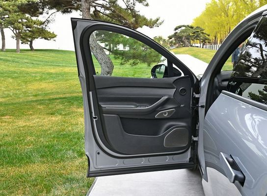 SUV ที่ NIO EC7 75kWh รถไฟฟ้าที่มีมอเตอร์ส่ง 480 KW