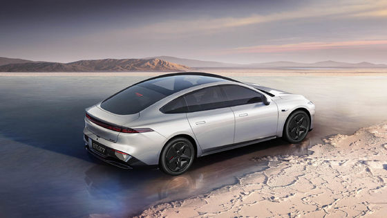 Dongfeng Eπ 007 ด้วยระยะทาง 1200 กิโลเมตร และประตูเลื่อย ความเร็วสูงสุด 165 กิโลเมตรต่อชั่วโมง 5ประตู