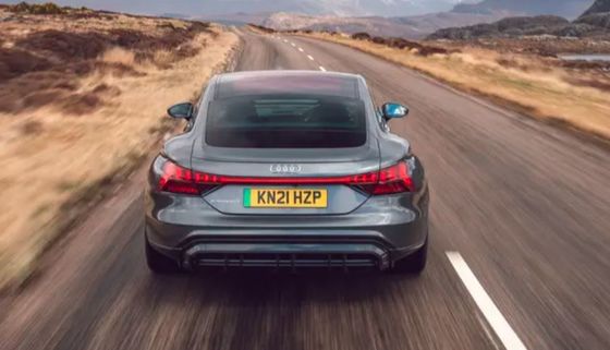 2023 Audi e-Tron GT รถไฟฟ้า 4 ประตูสุดยอด ขนาด 673 แรงม้า 480 กิโลเมตร CLTC และความจุของแบตเตอรี่ 93.4kwh