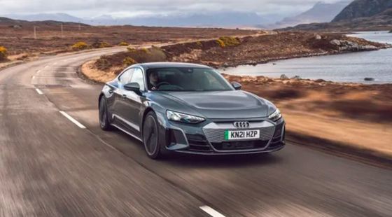 2023 Audi e-Tron GT รถไฟฟ้า 4 ประตูสุดยอด ขนาด 673 แรงม้า 480 กิโลเมตร CLTC และความจุของแบตเตอรี่ 93.4kwh