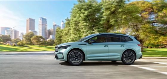 การขับขี่ที่สบายพอและเร็วอย่างน่าชื่นชมใน Skoda Enyaq iv80 82kWh แบตเตอรี่ มอเตอร์เดียว รถไฟฟ้าขับเคลื่อนล้อหลัง
