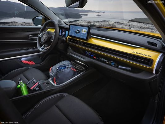 รถยนต์ขนาดเล็ก ครอบครัวเน้นครบครันไฟฟ้า crossover SUV Jeep Avenger With WLTP400km