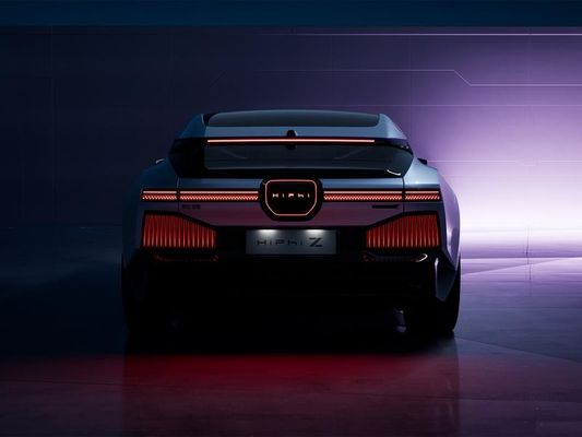 2023 รถไฟฟ้าสะอาด ซีดาน Hiphi Z 4WD รถไฟฟ้าที่มีระยะทาง 705 กม.