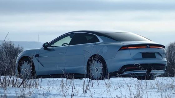 PRESALE 2024 New EV Car BYD Yangwang U7 Sedan ความต้านทานลมของ Cd 0.195 พลังงานมอเตอร์ 240Kw