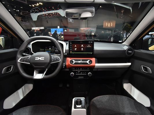 ดีไซน์ใหม่มืออาชีพ Dongfeng Renault Dacia Spring รถไฟฟ้าความเร็วสูง