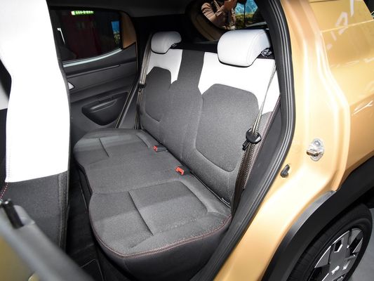 ดีไซน์ใหม่มืออาชีพ Dongfeng Renault Dacia Spring รถไฟฟ้าความเร็วสูง