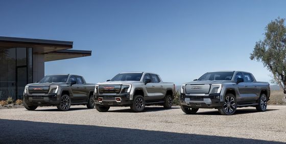 GMC Sierra EV ไพเวอร์ทรีนแบบสองมอเตอร์ที่มี 754P เรตติ้งให้ลากได้ถึง 9500 ปอนด์ และสามารถลากได้ถึง 1300 ปอนด์ของน้ําหนัก
