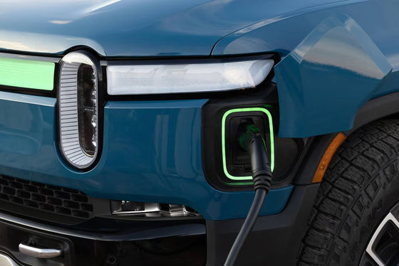 2023 RIVIAN R1S 800P.S 4 มอเตอร์ 660 กิโลเมตร ระยะ 7 ที่นั่ง All Electric Powertrain SUV