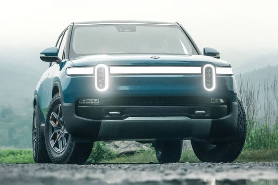2023 RIVIAN R1S 4 มอเตอร์ 800P.S ระยะทาง 660 กิโลเมตร ติด 60 mph ใน 3.1 วินาที ทั้งหมดไฟฟ้า powertrain