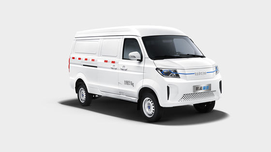 SRM 2023 Good Luck Standard Edition Box Container Electric Mini Cargo Van มีระยะทาง 248 กิโลเมตร และประตูเลื่อนและพื้นที่ใหญ่