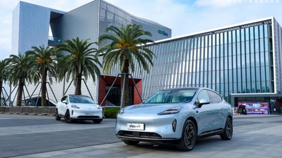 2023 GAC Aion's Hyper HT Fastback SUVRWD แบตเตอรี่สลับเวอร์ชั่นด้วยประตูกัลวิง, 245 HP, 550 Km Of Range