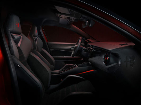 ขายด่วน รถคอมแพคต์สุดสปอร์ต อัลฟ่า โรเมโอ EV มิลาน่าแรก กับ 2 ตัวเลือกการขับขี่ 156ph&240ph WLTC 240ไมล์