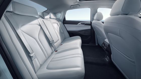 2024 Xpeng P5 รถไฟฟ้า EV รถไฟฟ้า ระยะทางไกล 480 กม 155KW พลังงาน 170 กม./ชม