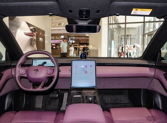 รถพลังงานใหม่ในสต๊อก พร้อมสีที่เพียงพอ 2024 Nio ET5T Weilai รถไฟฟ้า 75kwh 200km / h รถความเร็วสูง