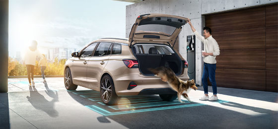 NEDC 501Km ระยะทาง Roewe Ei5 MPV รถไฟฟ้าบริสุทธิ์ ความเร็วสูงสุด 185km/h 8.3sec 0-100km/h การเร่ง