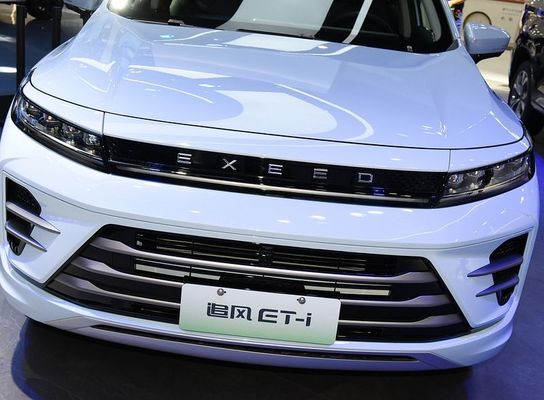 2023 คลาสสิค EXCEED รถยนต์ไฮบริดที่ Chery EXCEED ET-i 1.5T 156hp L4 + 125มอเตอร์ไฟฟ้า 180km / h ความเร็วสูงสุด 0-100km / h ใน 7 วินาที