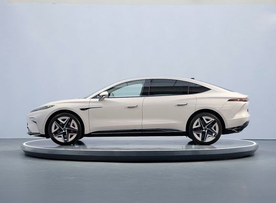 รถไฟฟ้าบริสุทธิ์ Feifan F7 มีการชาร์จแบตเตอรี่ฟรี และเปลี่ยนแบตเตอรี่ตลอดชีวิต รถไฟฟ้าขับเคลื่อน 500 กม.