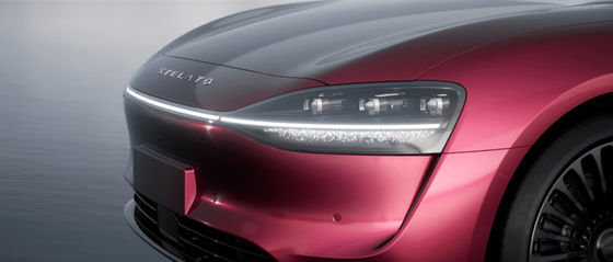 ขายด่วน Huawei & BAIC Stelato S9 รถไฟฟ้าบริสุทธิ์ 4 ประตู/5 ที่นั่ง ซีดาน 214 กม./ชม ความเร็วสูงสุด 227kw มอเตอร์พลังงาน New Ev Car