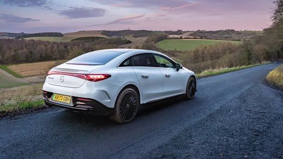 รถไฟฟ้าที่คุ้มค่ามากที่สุด Mercedes-Benz EQE 300 Sedan ระยะทาง 525 กิโลเมตร 180kw/245P.s พลังงาน w 210kmh ความเร็วสูงสุด