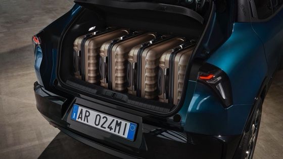 รถยนต์คอมแพคต์แรกของอัลฟ่า โรเมโอ จูเนียร์ อิเล็กทริก แบตเตอรี่ 54.8kwh และพลังงานสูงสุด 158kwh