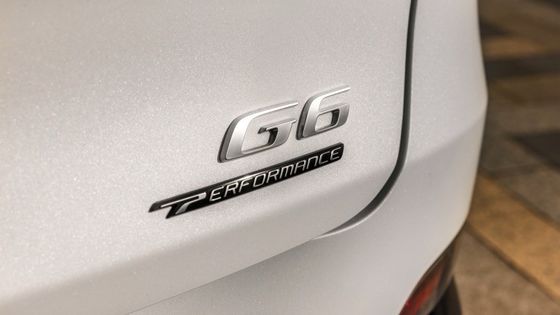 Xpeng G6 RWD ระยะยาว รถไฟฟ้า SUV EV รถไฟฟ้า ด้วยพลังงานมอเตอร์ 210kw RWD ขับรถ & ระยะทาง 490km