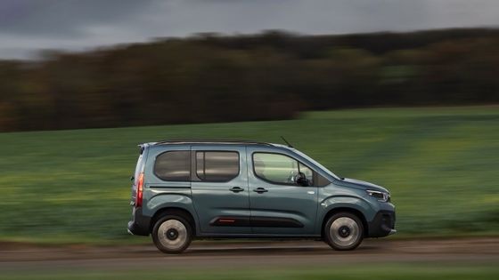 NEW CITROEN e-Berlingo รถไฟฟ้าใหม่ ระยะทาง 339km แบตเตอรี่ 52kwh ด้วยพลังงาน 100kw ((136P.s) มอเตอร์ & 132km / h ความเร็วสูงสุด